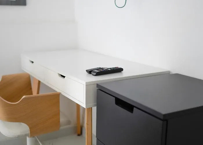 Apartment Luxury - Near Metro - Private Parking